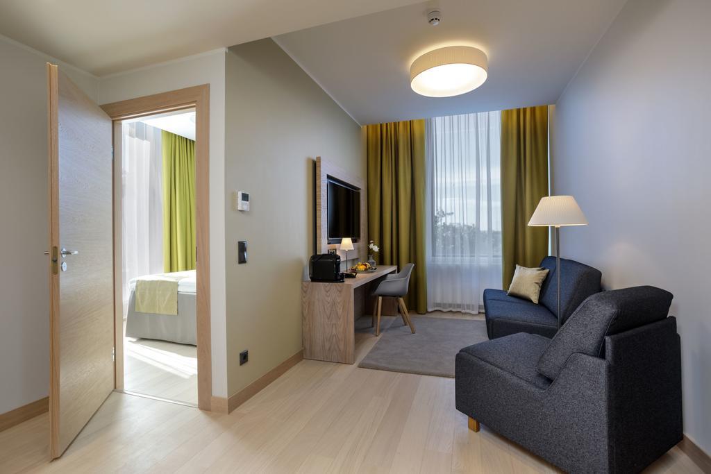 Centennial Nexus Hotel 4*